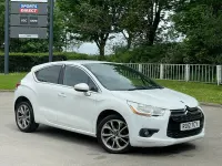 Begagnad Citroën DS4 2012 Vit Halvkombi