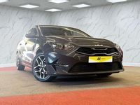 Usado Kia Ceed 158 HP (116 kW) 2023 Cinzento Citadino