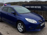 Używany Ford Focus 115 KM (84 kW) 2014 Niebieski Hatchback