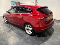 Used Ford Focus Titanium 125 HP (91 kW) 2017 Red Hatchback