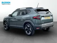 Used Dacia Duster Extreme 143 HP (105 kW) 2025 Green Hatchback