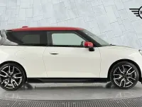 Used Mini Cooper SE Hatch 158 kW (215 HP) 2024 White Hatchback