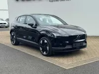 Nouă Volvo EX30 Plus 197 kW (268 CP) 2026 SUV