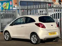 Używany Ford Ka Zetec 69 KM (50 kW) 2014 Biały Hatchback