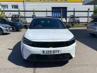 Używany Vauxhall Corsa S 100 KM (73 kW) 2025 Biały Hatchback