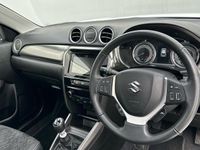 Used Suzuki Vitara SZ5 129 HP (94 kW) 2023 White SUV