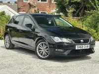 Used Seat Leon SE Dynamic 115 HP (84 kW) 2018 Black Hatchback