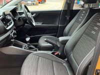 New Kia Stonic GT-Line S 98 HP (72 kW) 2025 Yellow SUV