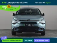 Begagnad Citroën e-C4 Shine 100 kW (136 HK) 2023 Blå Halvkombi