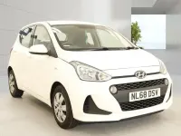 Used Hyundai i10 SE 67 HP (49 kW) 2018 White Hatchback