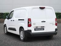 New Toyota Proace 50 kW (68 HP) 2025 White MPV