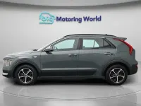 Begagnad Kia Niro 139 HK (102 kW) 2023 Grön SUV