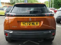 Used Peugeot 2008 Active+ 100 HP (73 kW) 2022 Orange SUV