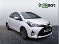 Used Toyota Yaris 68 HP (50 kW) 2016 White Hatchback