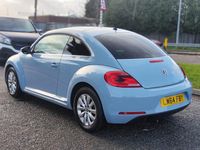 Used VW Beetle Design 105 HP (77 kW) 2015 Blue Hatchback