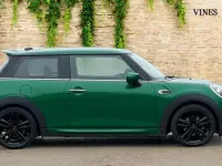 Used Mini Cooper Hatch 134 HP (98 kW) 2019 Green Hatchback