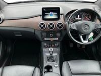 Used Mercedes B200 Exclusive 156 HP (114 kW) 2018 Black MPV