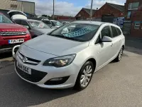 Used Vauxhall Astra S 136 HP (100 kW) 2014 Silver Estate