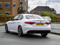 used Alfa Romeo Alfa 6 GIULIA 2.0T VELOCE AUTO EURO(S/S) 4DR PETROL FROM 2021 FROM NUNEATON (CV10 7RF) | SPOTICAR