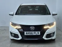 Used Honda Civic SE Plus 100 HP (73 kW) 2016 White Hatchback