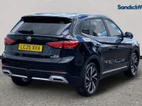 Used MG ZS Trophy 196 HP (144 kW) 2024 Metallic  black pearl SUV