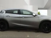 Used Infiniti Q30 Premium 170 HP (125 kW) 2016 Grey Hatchback