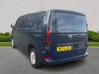 Nouă VW Transporter Pro 100 kW (136 CP) 2025 Albastru Van