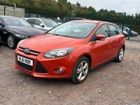 Used Ford Focus Zetec 125 HP (91 kW) 2011 Red Hatchback