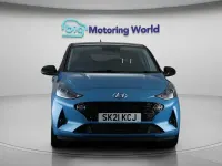 Used Hyundai i10 Premium 67 HP (49 kW) 2021 Blue Hatchback