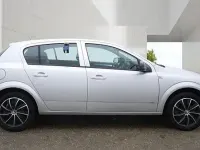 Used Vauxhall Astra Club 138 HP (101 kW) 2010 Silver Hatchback