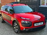 Used Citroën C4 Cactus Flair 99 HP (72 kW) 2015 Red Hatchback