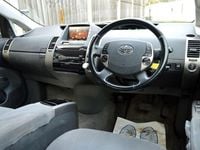 Used Toyota Prius 2006 Green Hatchback