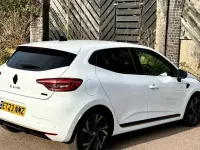 Used Renault Clio Engineered 145 HP (106 kW) 2023 White Hatchback