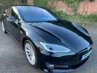 Używany Tesla Model S Performance 580 kW (789 KM) 2019 Hatchback