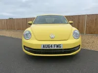 Used VW Beetle Design 105 HP (77 kW) 2015 Yellow Hatchback