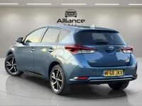 Used Toyota Auris Hybrid Design 2018 Blue Hatchback