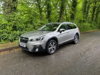 Used Subaru Outback Premium 175 HP (128 kW) 2018 Gold Estate