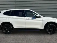 Usado BMW X1 Comfort Edition 140 CV (102 kW) 2021 Blanco SUV