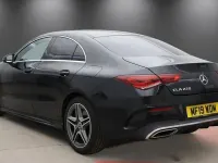 Usado Mercedes CLA220 AMG line 190 CV (139 kW) 2019 Negro Berlina