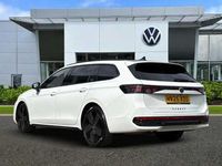 Used VW Passat R-line 150 HP (110 kW) 2025 White Estate