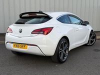 Second-hand Vauxhall Astra GTC Edition 2016 Alb Hatchback