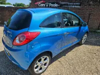 Begagnad Ford Ka Titanium 69 HK (50 kW) 2011 Blå Halvkombi