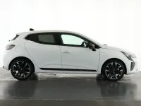Used Renault Clio V Techno 143 HP (105 kW) 2025 Solid  glacier white  Hatchback