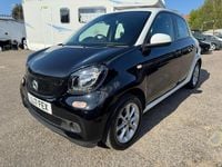 Used Smart ForFour Passion 71 HP (52 kW) 2017 White Hatchback