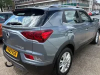 Usado SsangYong Korando 136 CV (100 kW) 2019 Gris Familiar