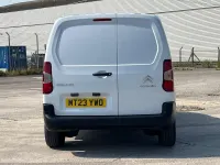 Used Citroën Berlingo 100 HP (73 kW) 2023 White MPV