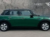 Used Mini Cooper Classic 136 HP (100 kW) 2022 Green Hatchback