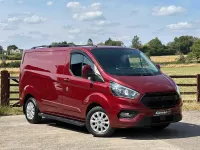 Used Ford Transit Custom Limited 170 HP (125 kW) 2019 Red Van