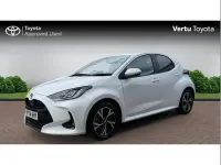 Used Toyota Yaris Design 113 HP (83 kW) 2024 White Hatchback