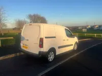 Used Peugeot Partner 2017 White MPV